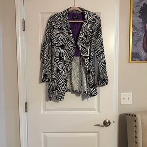 Rue21 Black & White Graphic Print Trench Coat with Purple Lining